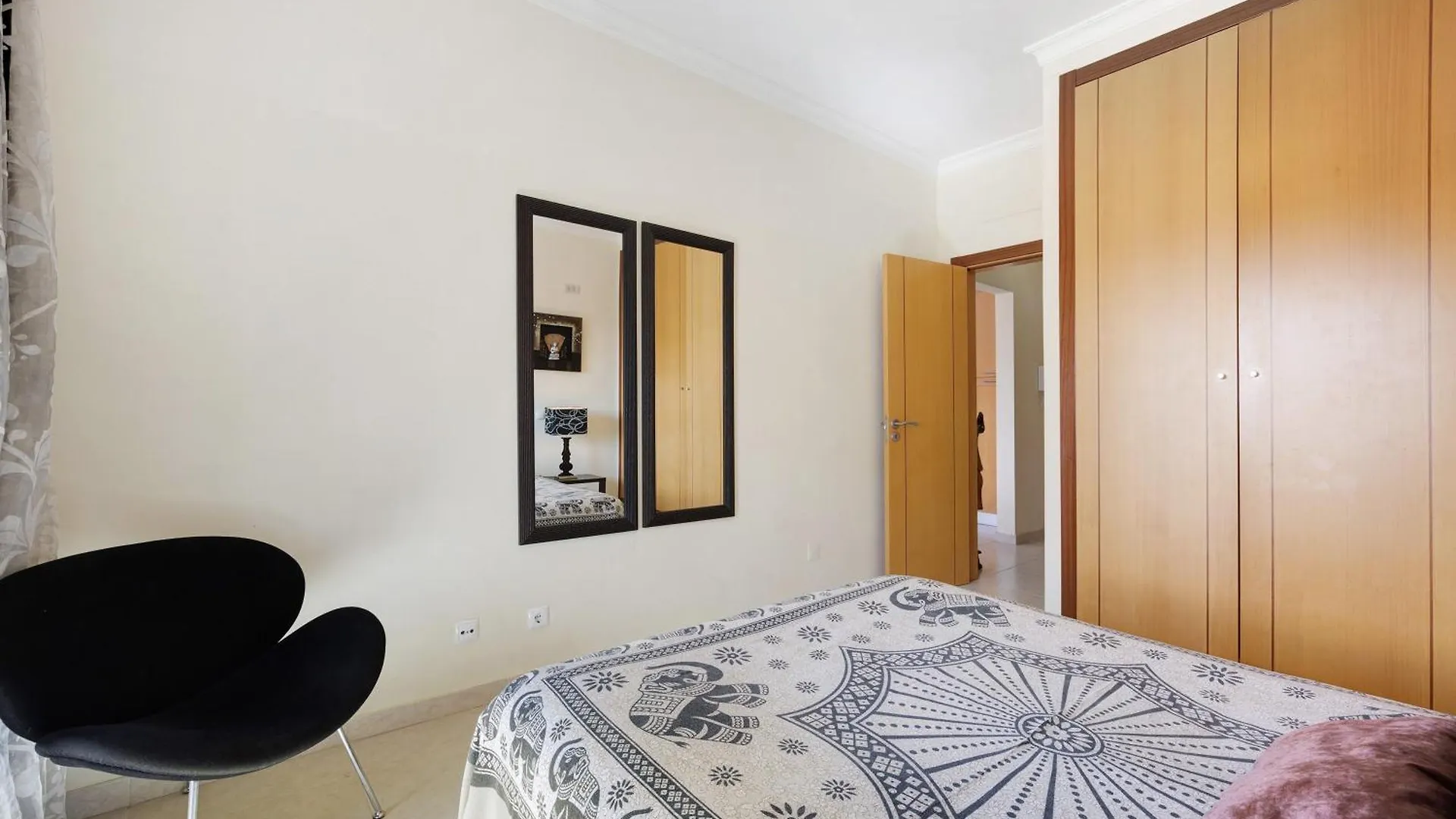 Charme D'Orient Apartment Portimao 0*,